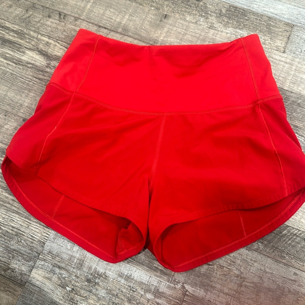 Lululemon HR Speed Up 2.5 inch, size 0, color RED